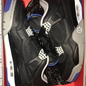 PREOWNED Jordan 4  retro Alternates , size 10